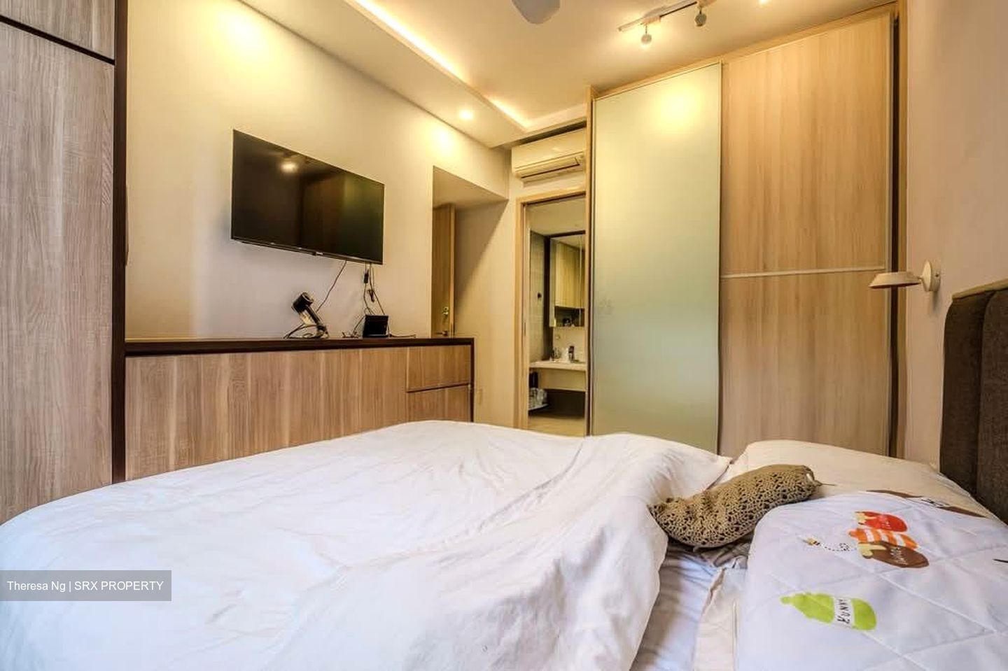 The Panorama (D20), Condominium #573943211